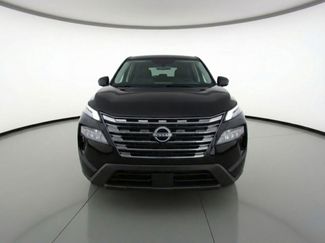 Used 2025 Nissan Rogue SV FWD video 1
