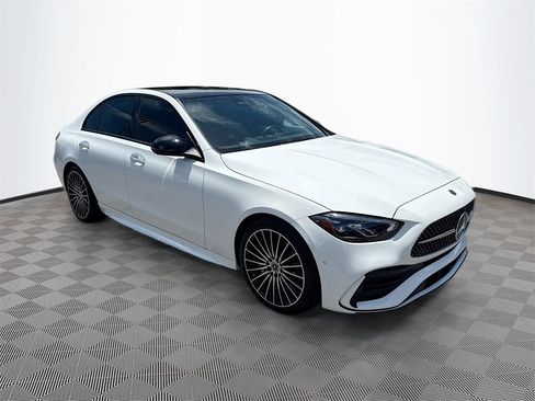 Used 2023 Mercedes-Benz C 300 Sedan image 4