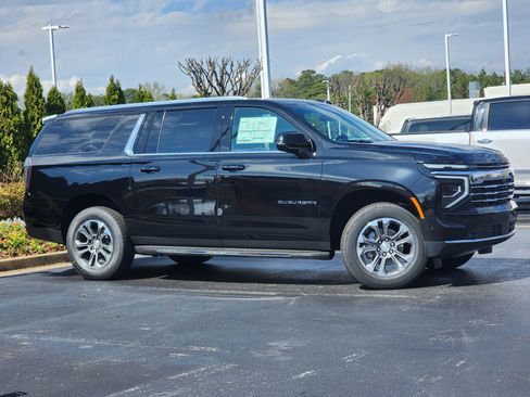 New 2026 Chevrolet Suburban LT w/ Comfort Package image 3