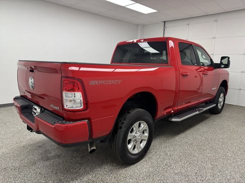 Used 2024 RAM 2500 Big Horn w/ Sport Appearance Package image 12