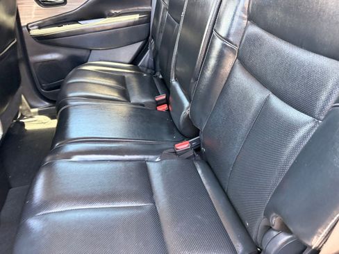Used 2018 Nissan Murano Platinum AWD/4WD image 16