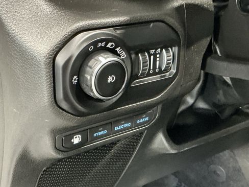 Used 2022 Jeep Wrangler Unlimited Sahara w/ Cold Weather Group image 37