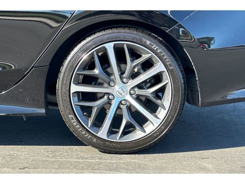 Used 2023 Honda Civic Touring image 31