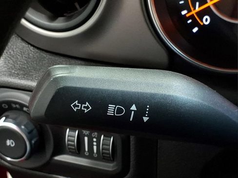 Used 2022 Jeep Wrangler Unlimited Sport AWD/4WD image 22