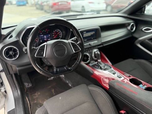 Used 2019 Chevrolet Camaro LT RWD image 13