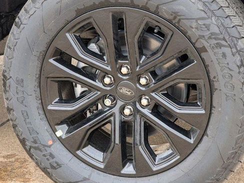 New 2025 Ford F150 Lariat w/ Equipment Group 501A Mid image 9