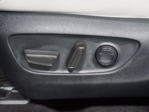 Certified 2025 Toyota RAV4 XLE Premium FWD image 33