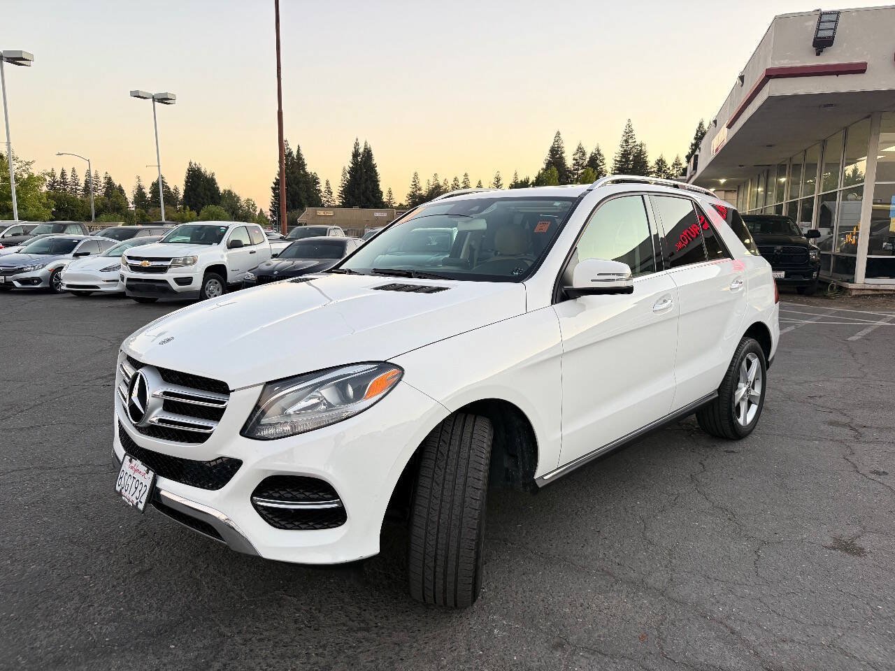 Used 2017 Mercedes-Benz GLE 350 image 4