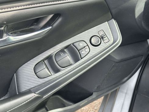 Used 2023 Nissan Sentra SV image 14