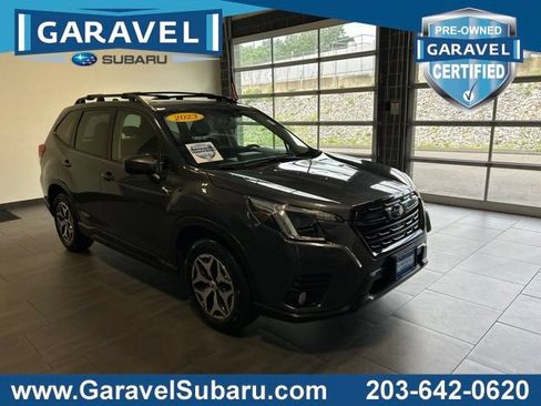 Used 2023 Subaru Forester Premium AWD/4WD image 1