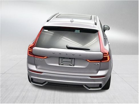 New 2026 Volvo XC60 T8 Ultra AWD/4WD image 16
