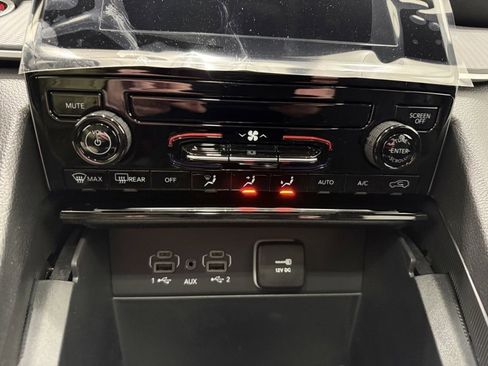 New 2025 Jeep Grand Cherokee Laredo X image 29