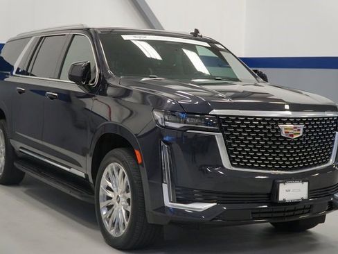 Certified 2022 Cadillac Escalade ESV Premium Luxury image 7