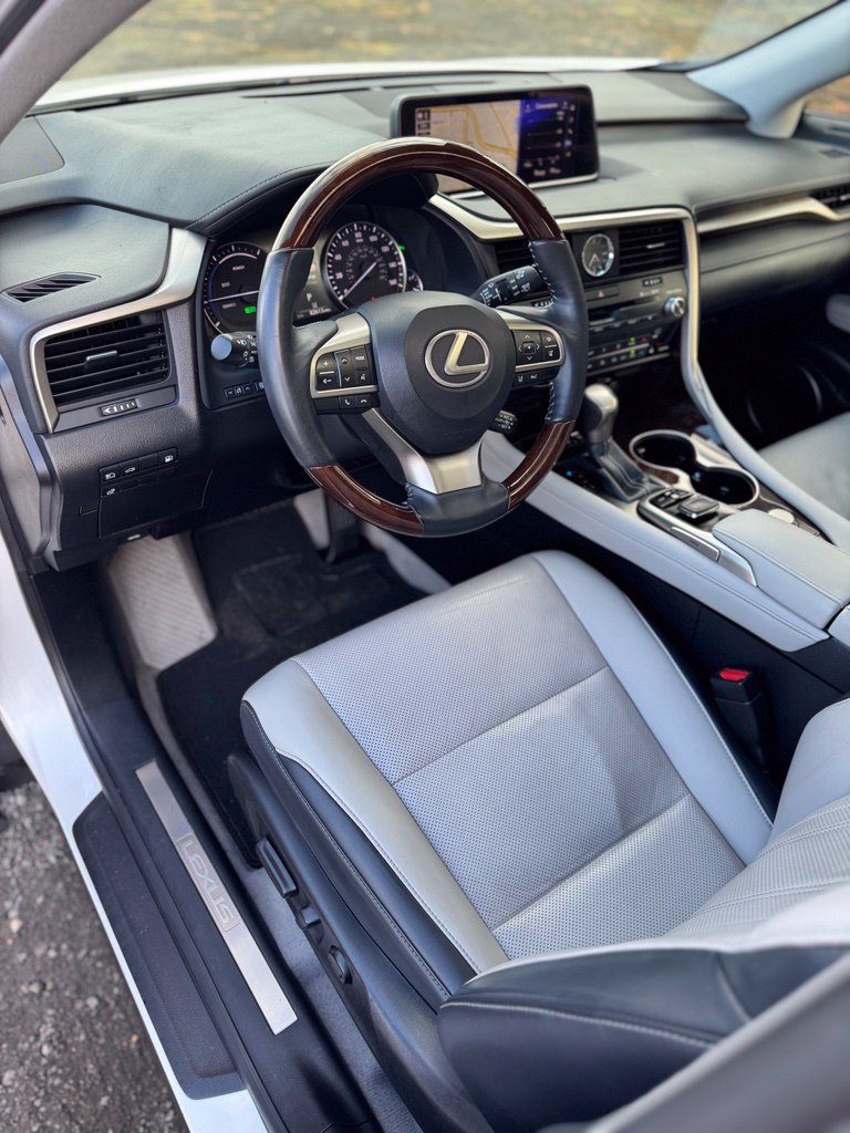 Used 2019 Lexus RX 450h AWD w/ Navigation Package image 31