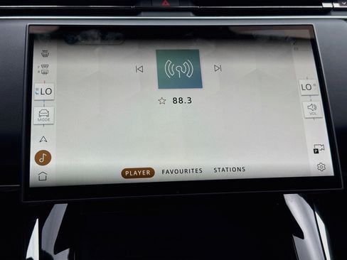 Certified 2025 Land Rover Range Rover Sport Autobiography AWD/4WD image 33