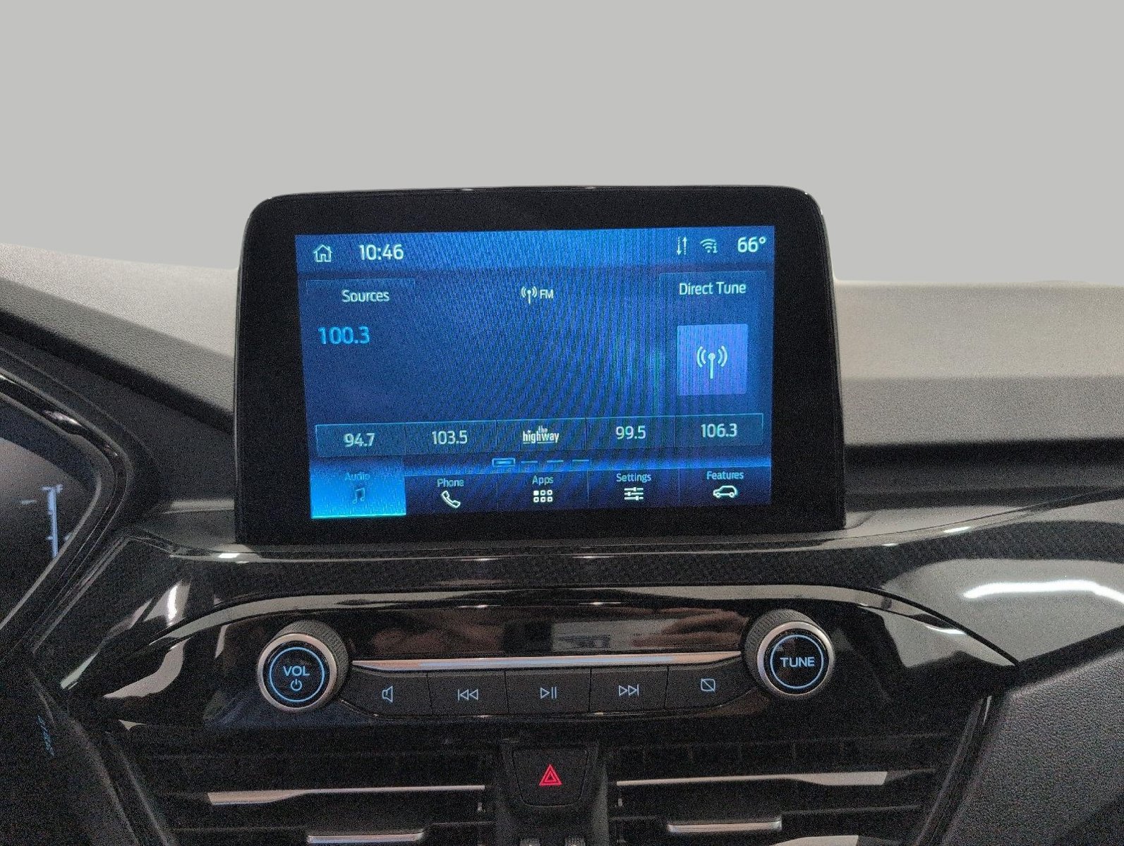 Used 2025 Ford Escape ST-Line AWD/4WD image 8