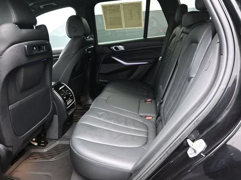 Used 2019 BMW X5 xDrive40i w/ Convenience Package AWD/4WD image 10