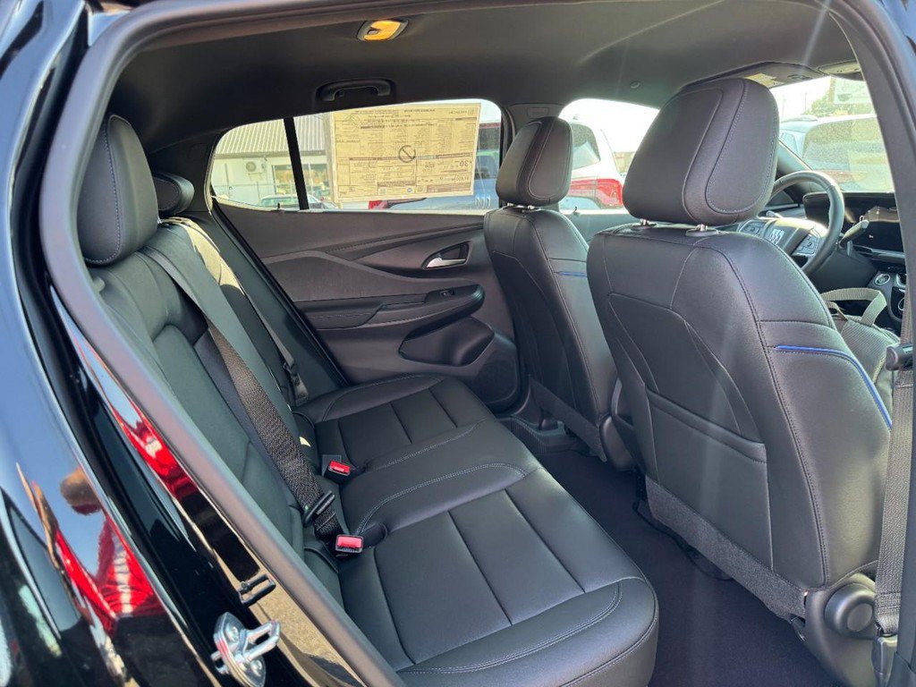 New 2026 Buick Envista Sport Touring w/ Convenience I Package FWD image 5