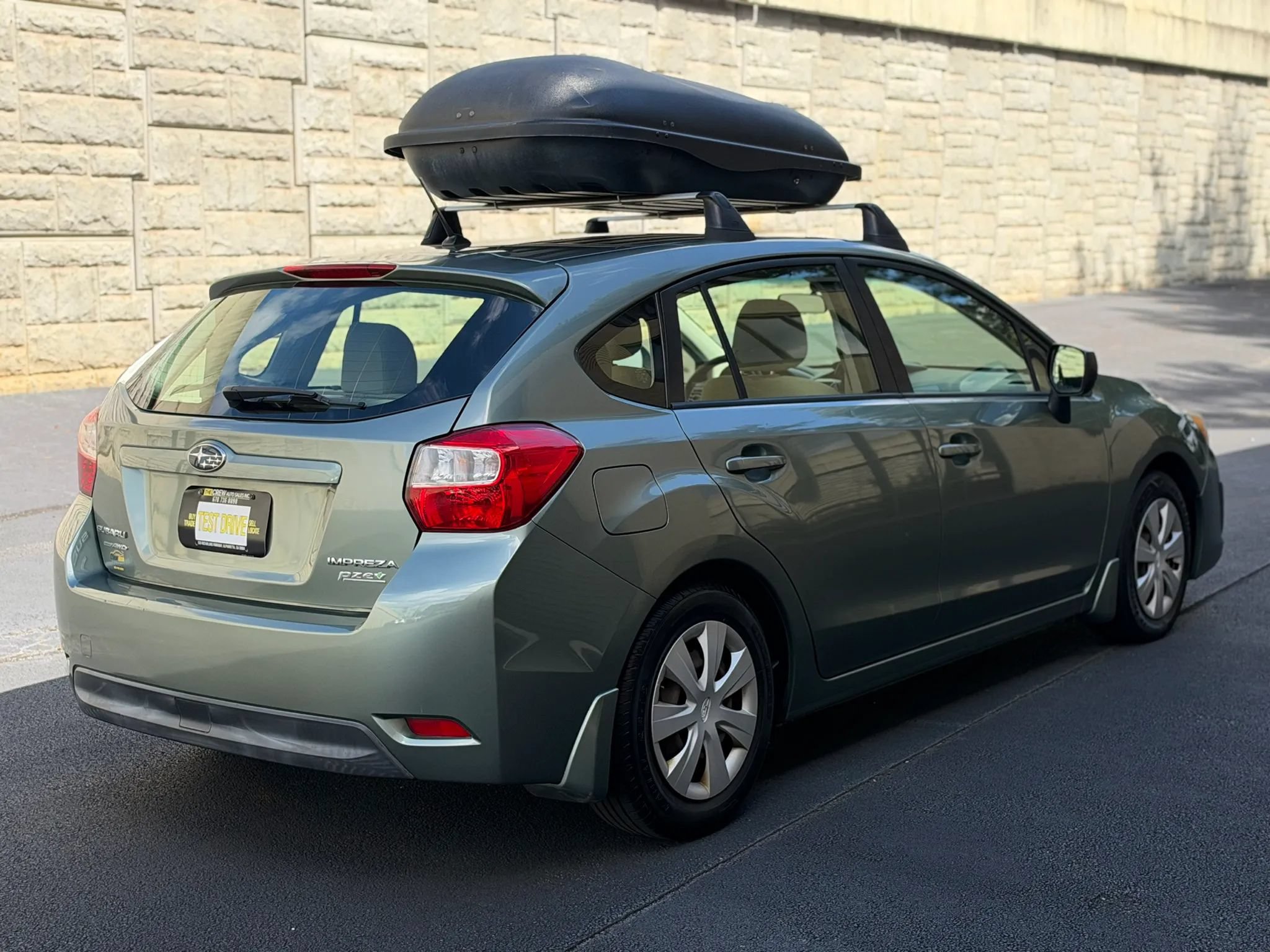 Used 2014 Subaru Impreza 2.0i AWD/4WD image 7