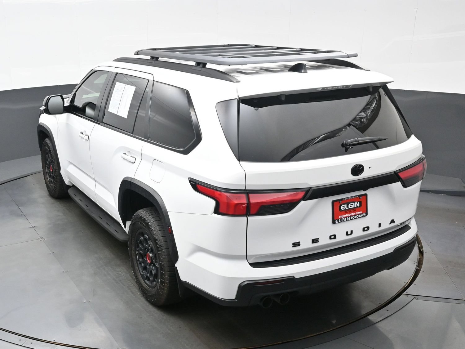 Used 2025 Toyota Sequoia TRD Pro AWD/4WD image 41
