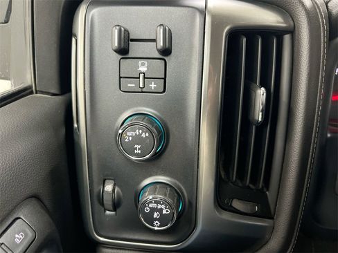 Used 2018 Chevrolet Silverado 1500 LTZ Z71 w/ LTZ Plus Package image 18