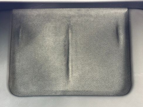 Used 2023 Tesla Model Y Long Range image 33