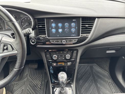 Used 2018 Buick Encore Preferred FWD image 22
