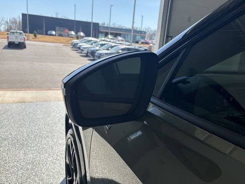 New 2026 Volkswagen Tiguan SE R-Line AWD/4WD image 38