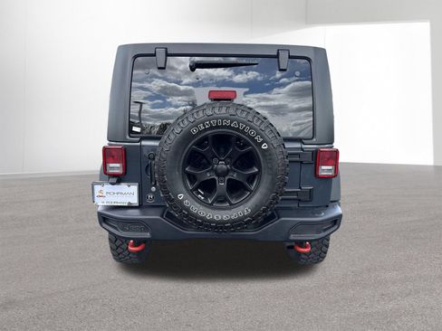 Used 2016 Jeep Wrangler Unlimited Rubicon AWD/4WD image 7