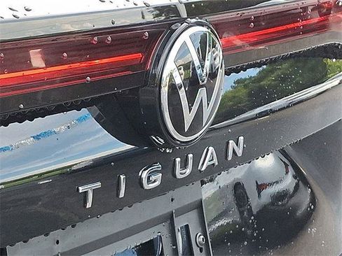 New 2025 Volkswagen Tiguan S image 23