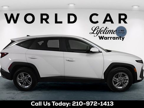 New 2026 Hyundai Tucson SE image 9