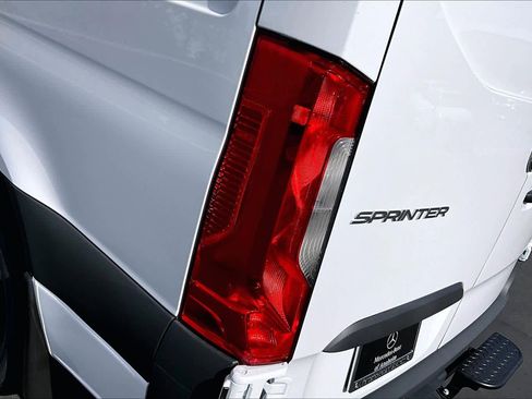 New 2026 Mercedes-Benz Sprinter 2500 image 14