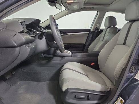 Used 2019 Honda Civic EX image 11