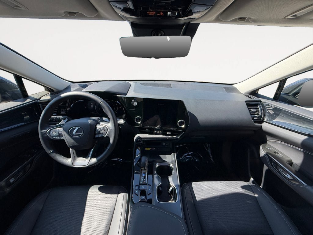 Used 2024 Lexus NX 350h AWD image 11