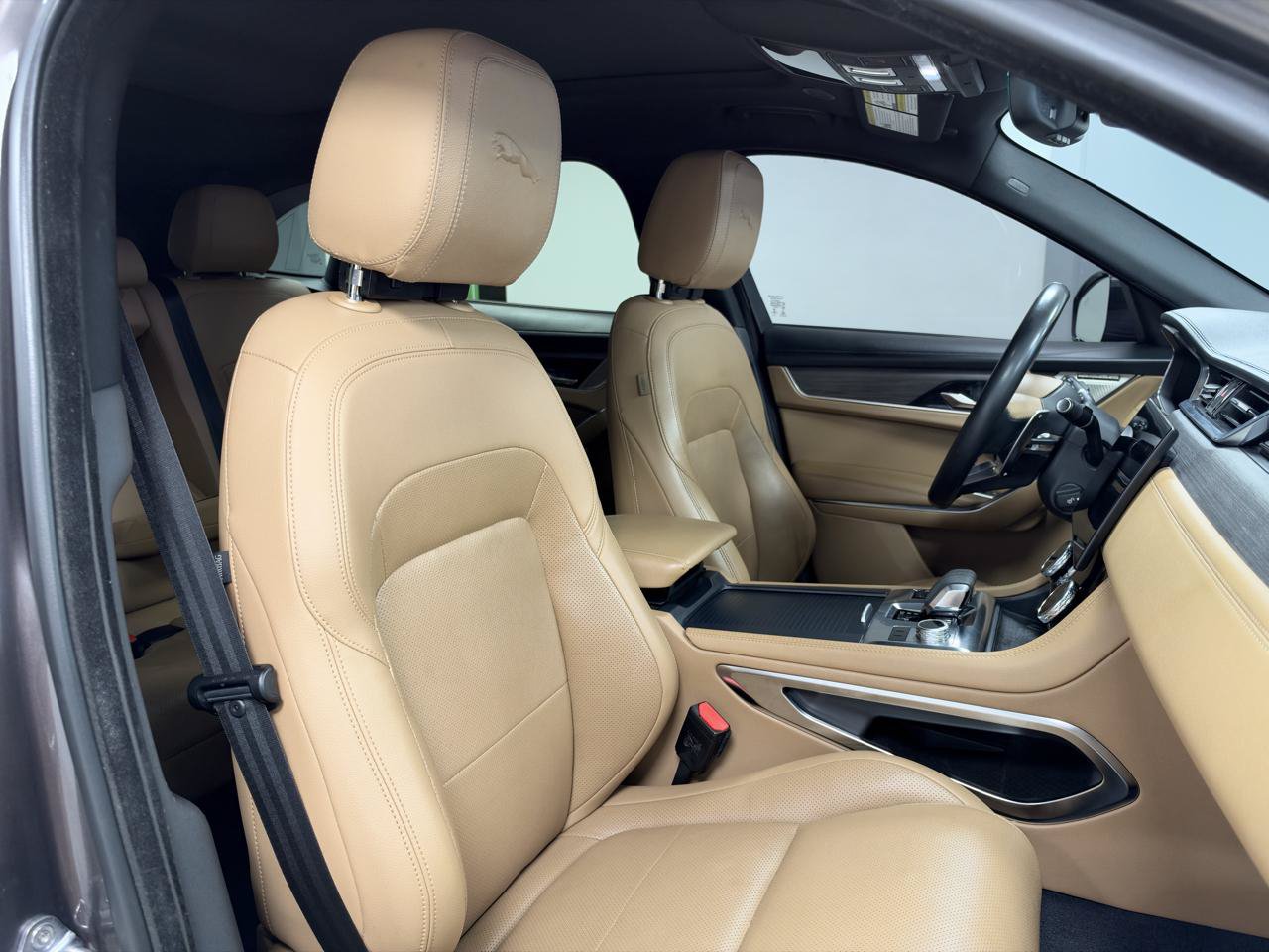 Used 2023 Jaguar F-PACE S AWD/4WD image 11