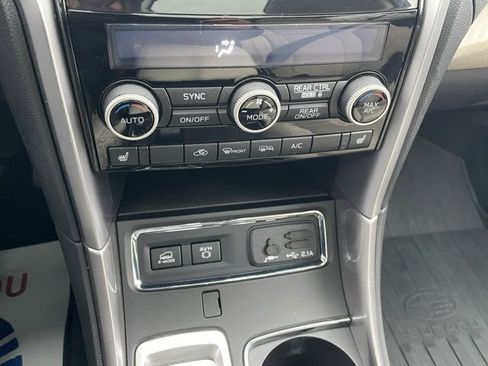 Used 2019 Subaru Ascent Premium w/ Popular Package #2A image 23