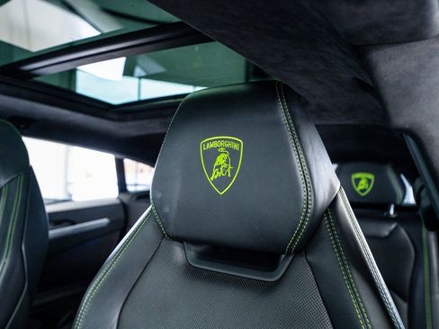 Used 2019 Lamborghini Urus image 44