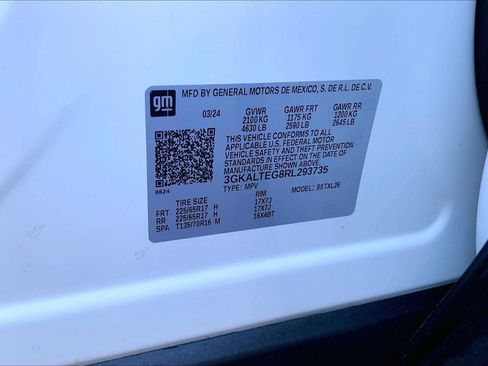 Used 2024 GMC Terrain SLE AWD/4WD image 33