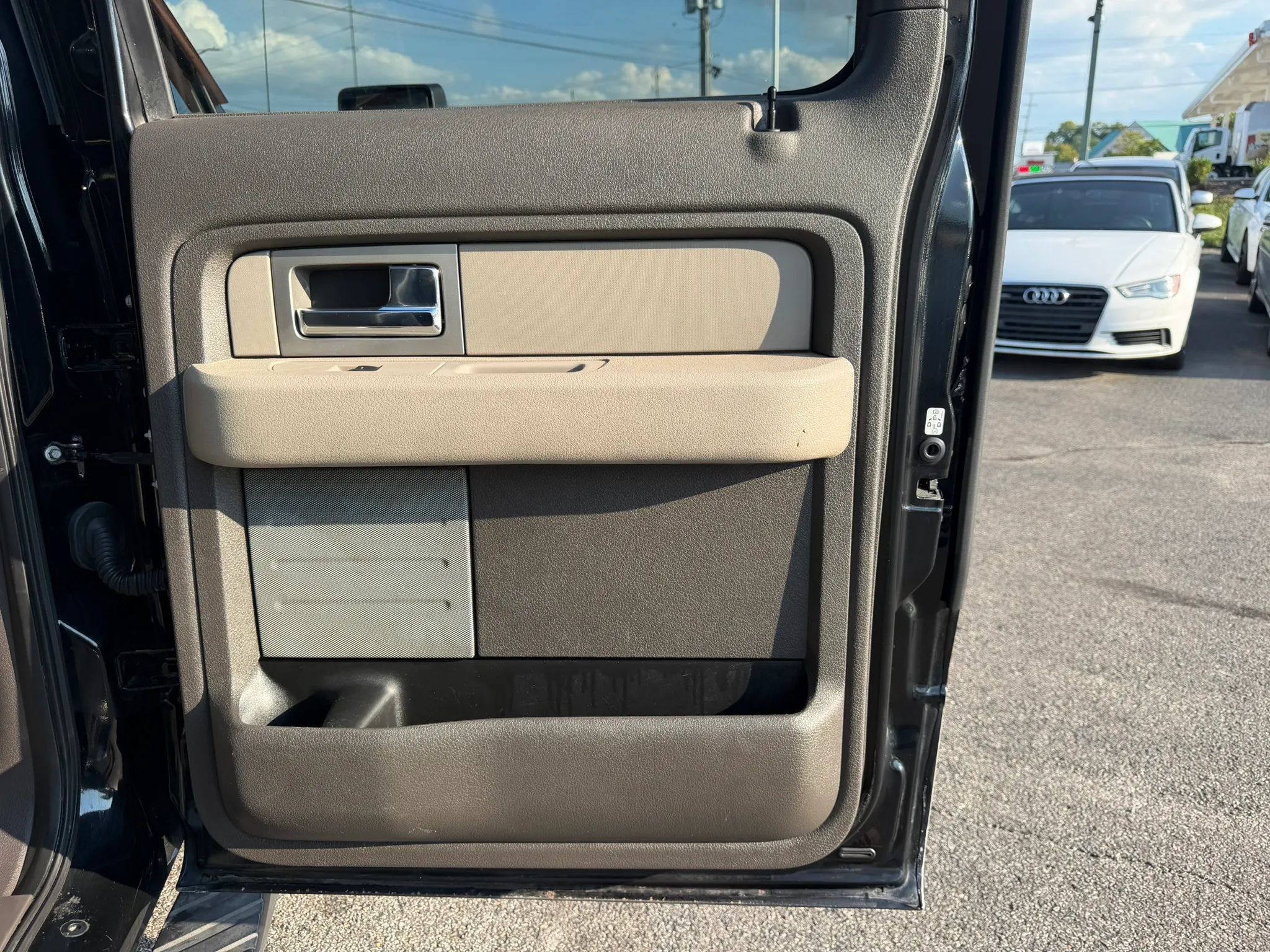 Used 2009 Ford F150 XLT AWD/4WD image 28