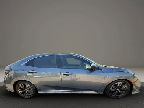 Used 2018 Honda Civic EX image 4