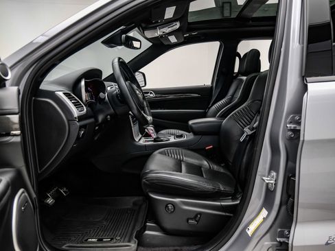 Used 2018 Jeep Grand Cherokee Trackhawk image 35