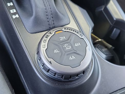 Used 2023 Ford Bronco Black Diamond AWD/4WD image 21