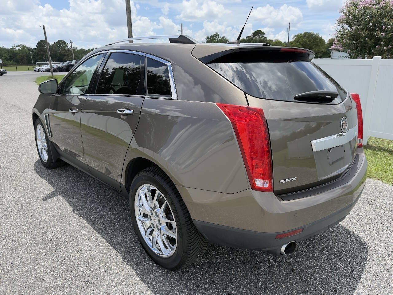 Used 2014 Cadillac SRX Performance w/ Driver Awareness Package FWD image 7