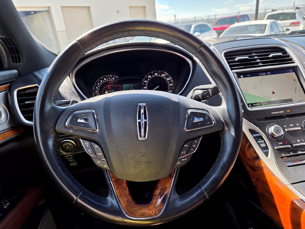 Used 2016 Lincoln MKX Reserve w/ Luxury Package FWD image 15