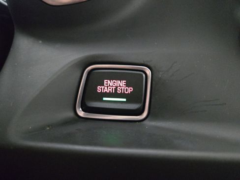 Certified 2021 Chevrolet Camaro LT image 25