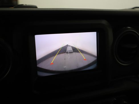 Used 2022 Jeep Wrangler Sport S image 15