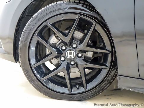 Used 2023 Honda Civic Sport image 12