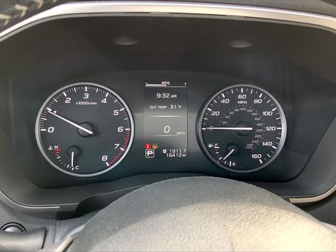 Used 2024 Subaru Ascent Premium w/ Convenience Package image 13