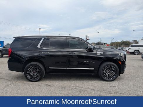 Used 2023 GMC Yukon Denali w/ Advanced Technology Package image 3
