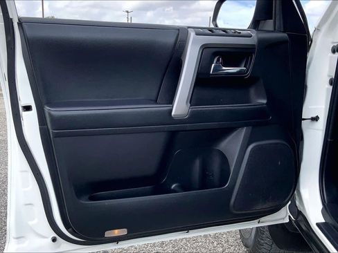 Used 2021 Toyota 4Runner SR5 image 21